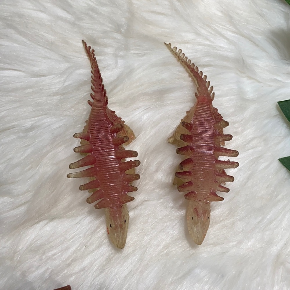 Vintage 1978 Talarurus Dinosaur Figurines set of two clear Dinosaur - Picture 7 of 17